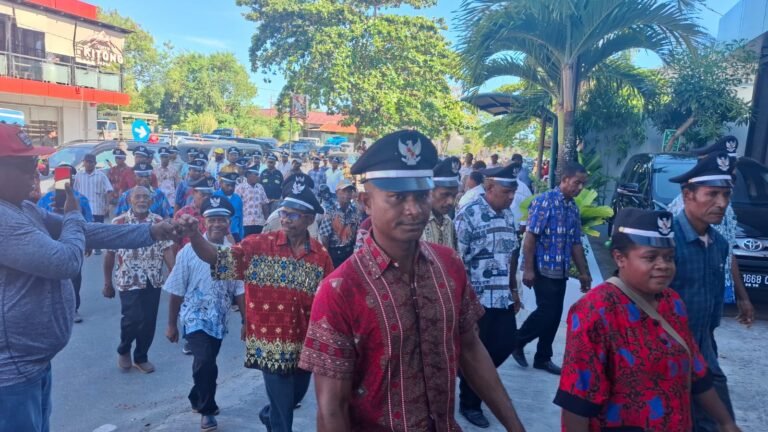 GLADI PARA KEPALA KAMPUNG