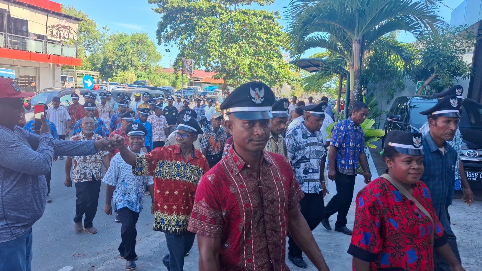 GLADI PARA KEPALA KAMPUNG
