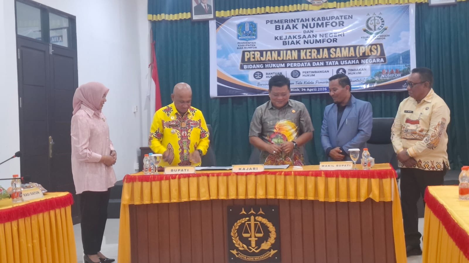 MOU KAJARI DAN BUPATI 3